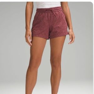 Lululemon soft jersey relaxed fit 4” shorts